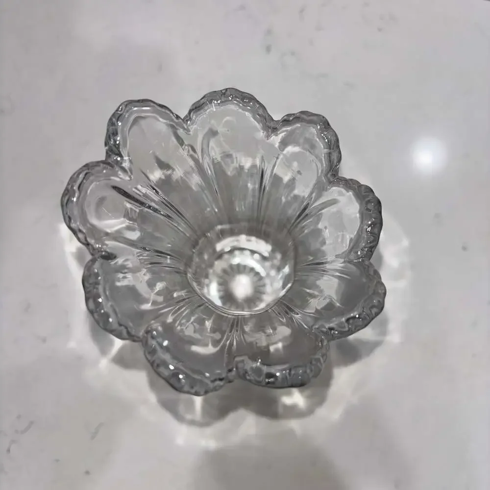 Vintage EAPG Clear Glass Swung Finger Vase with Starburst Base 13”